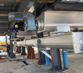 �o�S����ݔ�͙C���b����