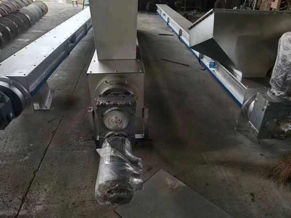 �������ݔ�͙C